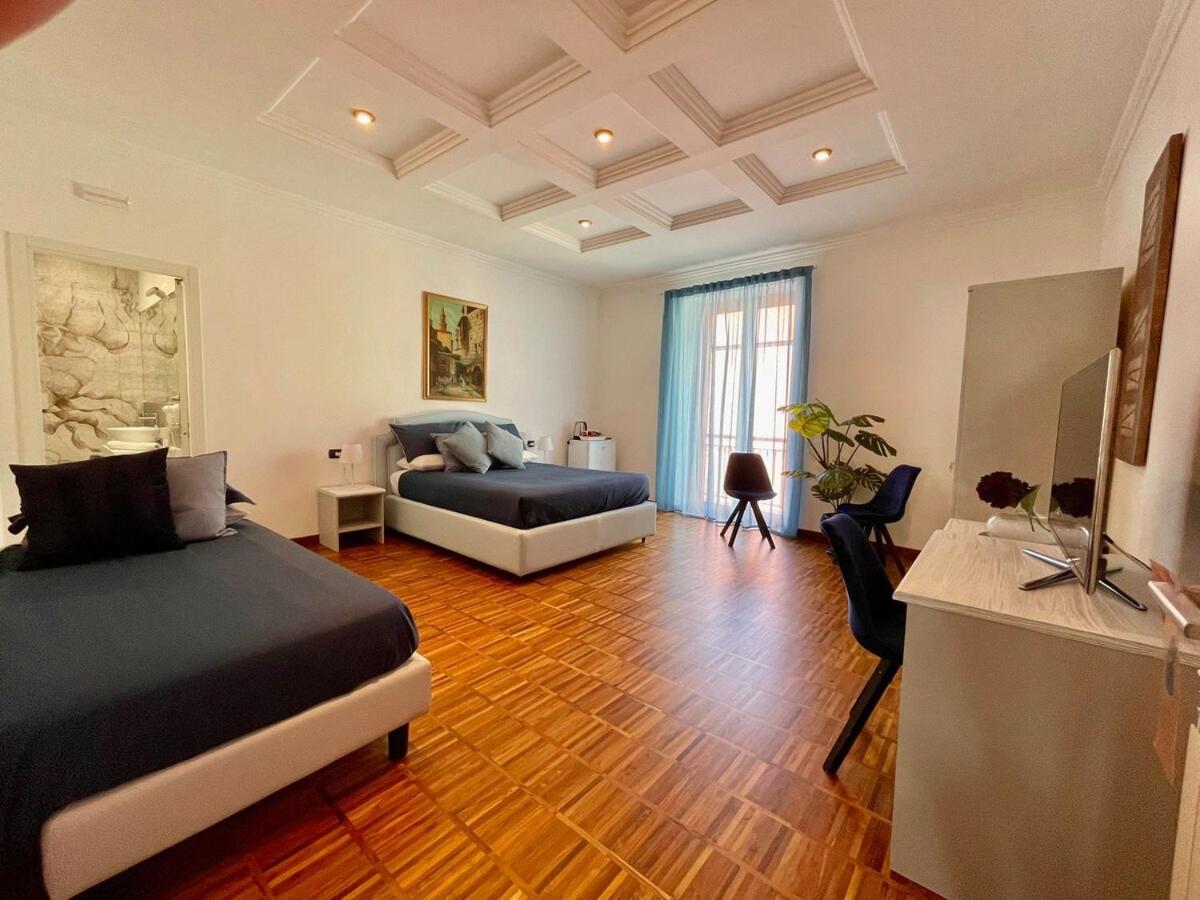 Tribus Boutique Hotel Torre Annunziata Esterno foto